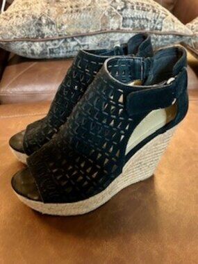 Marc Fisher Suede Wedge Booties – Women’s Size 8 – Open Toe – NEW Without Tags